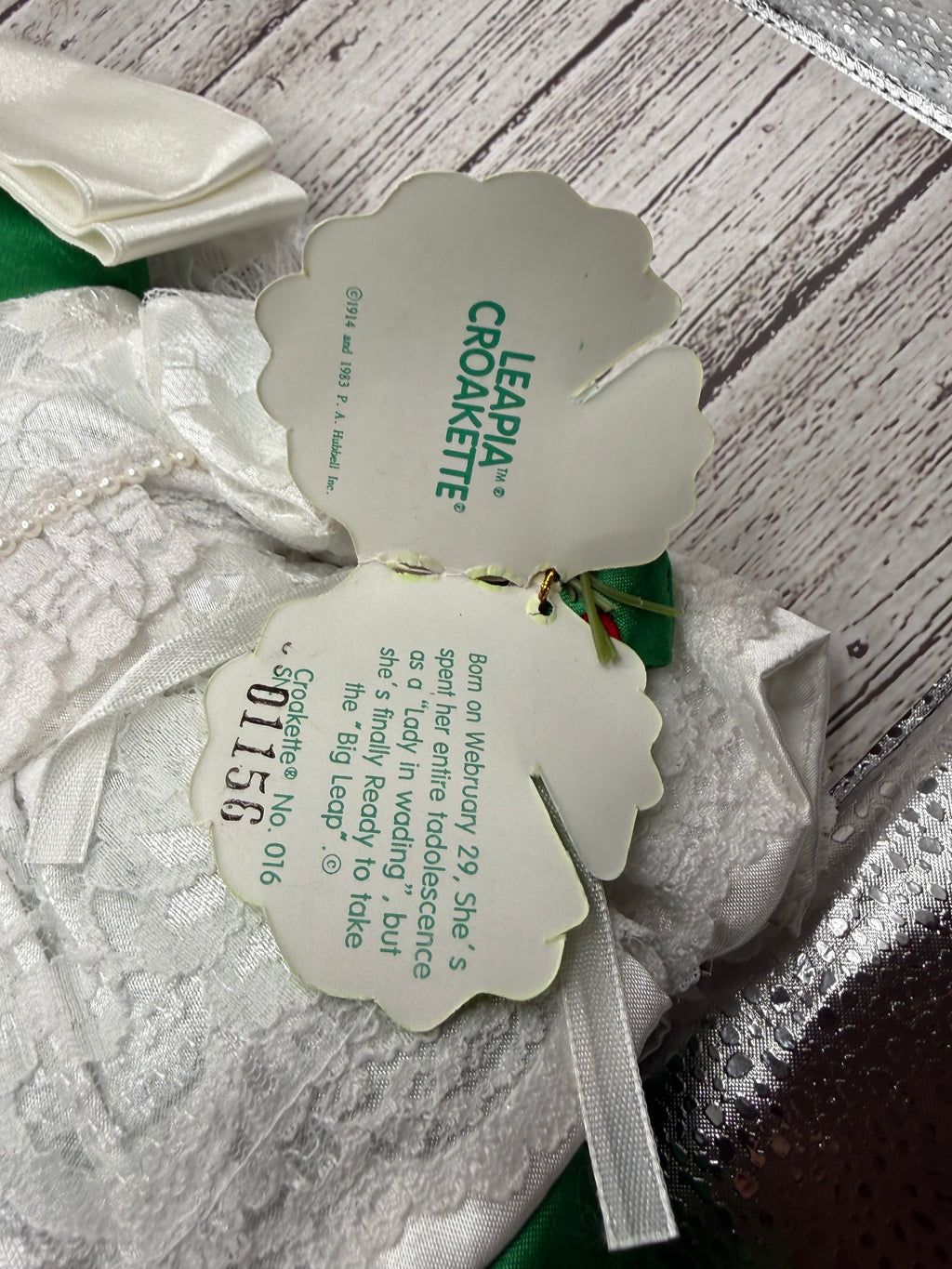 Leapia Bride Croakette Frog Plush