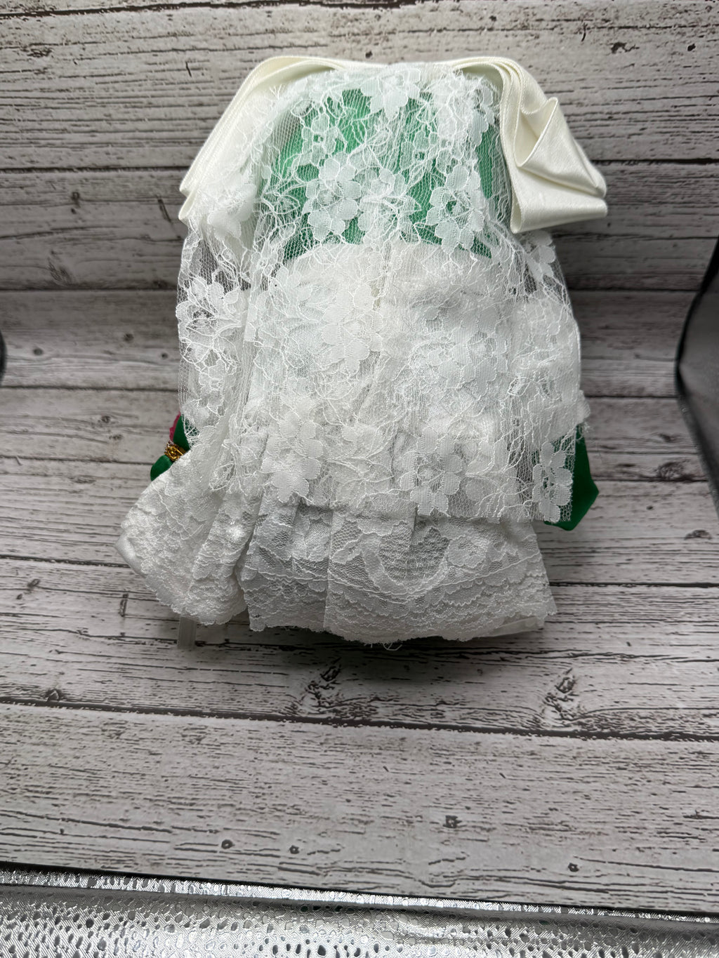 Leapia Bride Croakette Frog Plush