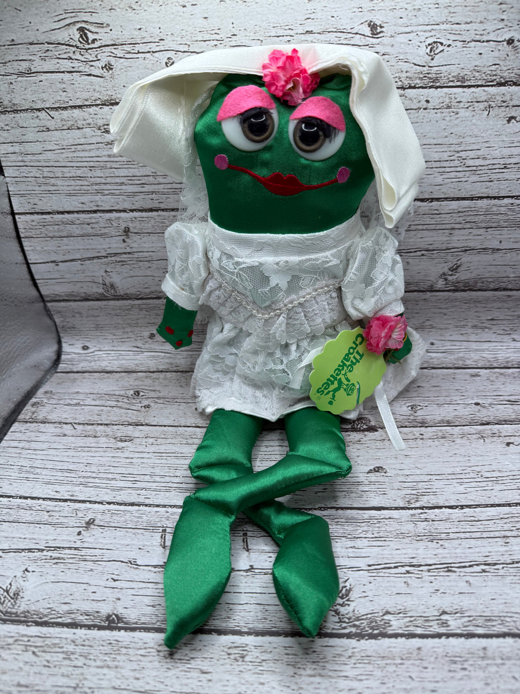 Leapia Bride Croakette Frog Plush